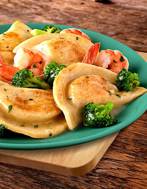 Pierogi Dishes, Pierogi Recipes, Florentine Recipe, Perogies Recipe, Florentines Recipe, Fish Friday, Whipped Potatoes, Easy To Cook Meals, Meal Inspiration