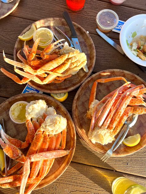 Crab Aesthetic Food, Crab Legs Aesthetic, Crab Aesthetic, Summer In Florida, In The Summertime, Crab Recipes, Crab Legs, 13th Birthday, Aesthetic Food