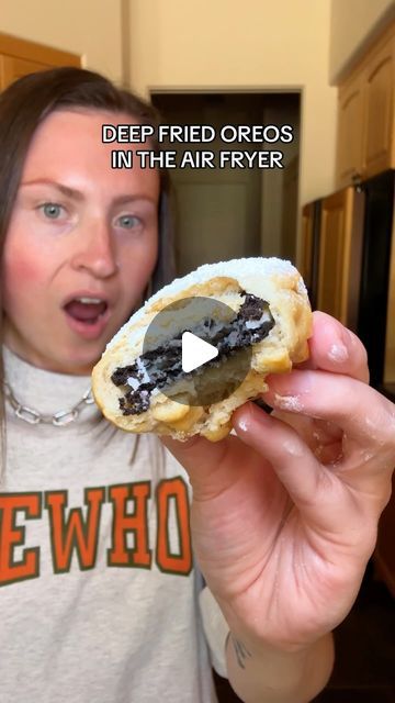 Morgan Chomps on Instagram: "these deep fried @oreo in the air fryer are dangerously easy to make… 👀  #oreos #airfryer #airfryerrecipes #easyrecipes #kidfriendlyrecipes #oreodessert #deepfried #fairfood #birthdaycake #deepfriedoreos" How To Make Fried Oreos In Air Fryer, Air Fry Oreos, Fried Oreos Recipe Air Fryer, Air Fryer Oreos With Crescent Rolls, Deep Fried Oreos In Air Fryer, Fried Oreos Air Fryer, Air Fryer Oreos, Fried Oreos Recipe, Deep Fried Oreo