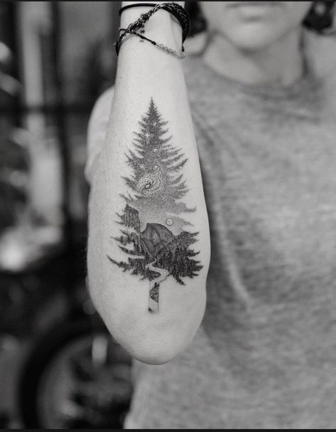 Kurt Tattoo, Pine Tree Tattoo, Shape Tattoo, Muster Tattoos, Disney Tattoo, Mountain Tattoo, Tattoo Me, 1 Tattoo, Girly Tattoos