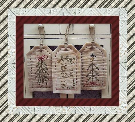 PrimitiveStitches - Etsy Primitive Stitchery Patterns, Stick Tree, Primitive Stitchery, Basket Tag, Tree Tags, Felt Embroidery, Primitive Crafts, Christmas Tags, Quilt Block Patterns