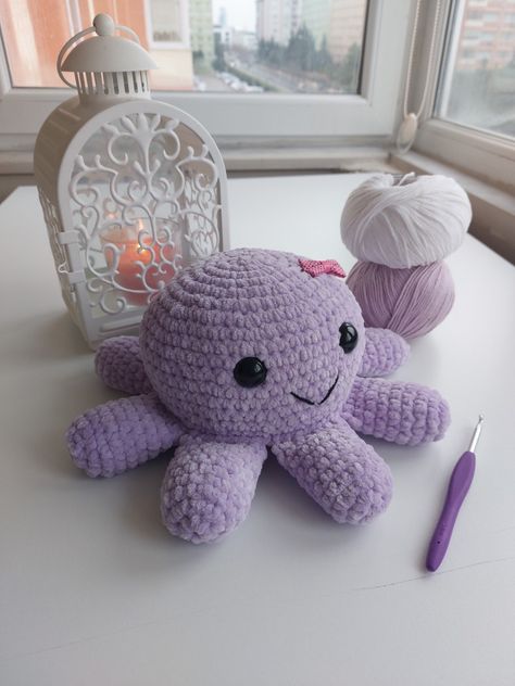 Crochet Stuffed Octopus, Cute Purple Crochet, Purple Crochet Stuffed Animal, Crochet Purple Animal, Purple Crochet Animals, Purple Crochet Plushies, Purple Things To Crochet, Purple Crochet Ideas, Purple Crochet Projects