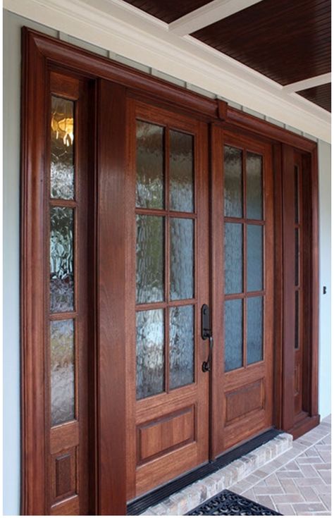 Nice double front door Farmhouse Entrance, Front Door Design Ideas, Wood Front Entry Doors, Pintu Interior, Door Design Ideas, Front Door Entryway, Main Entrance Door Design, French Doors Exterior, Farmhouse Front Door