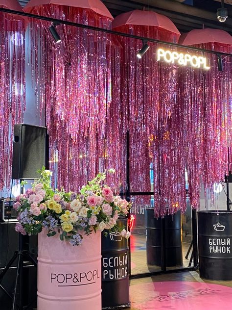 Disco Event Decor, 2024 Event Trends, 2024 Party Trends, Pink Glam Party, Fashion Show Decor, Fashion Show Decorations Ideas, Christmas Decor Ideas 2023 Trends, Best Christmas Destinations, Eerie Photos