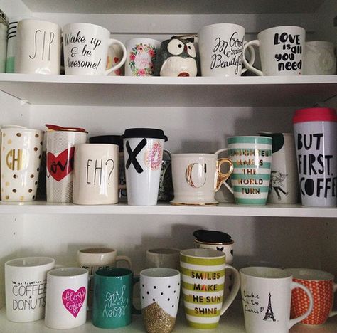 Coffee/wine Bar, Mugs Collection, Closet Hacks, Inside A House, Bedroom Wall Designs, Kitchen Organization Pantry, Kitchen Organisation, Pretty Mugs, Glass Tea Cups