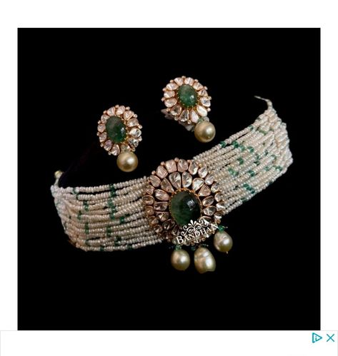 Kalung Choker, Choker Necklace Designs, Indian Jewelry Earrings, Jewelry Set Design, Pearl Necklace Designs, Bridal Accessories Jewelry, Beaded Necklace Designs, Antique Jewelry Indian, Indian Jewellery Design Earrings