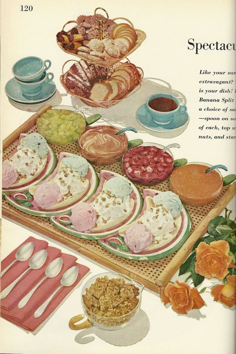 Cocktail Franks, Vintage Food Posters, Retro Desserts, Vintage Sweets, Dry Martini, Retro Food, Vintage Dessert, Vintage Baking, Grape Jelly