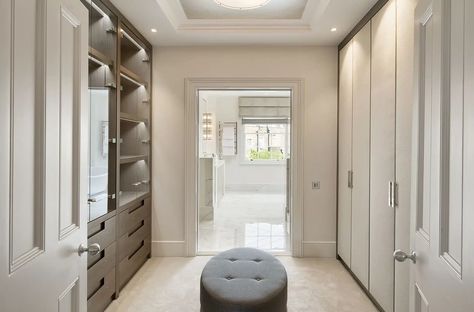 Crescent Townhouse – Katharine Pooley Ideas Armario, Walk Through Closet, Luxury Bathroom Master Baths, Dressing Room Closet, Walking Closet, Walk In Closet Design, Dream Closets, 아파트 인테리어, Design Room