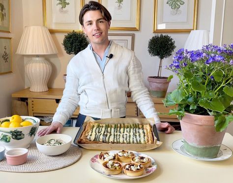 The perfect picnic — Nicolas Fairford Nicolas Fairford, Broken Biscuits, Smoked Salmon Dip, Picnic Recipes, Spring Picnic, Tomato Tart, Digestive Biscuits, Frozen Puff Pastry, Perfect Picnic