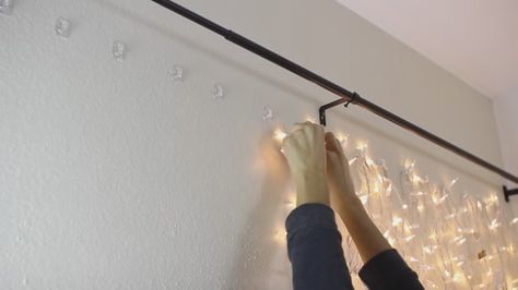 Looking to add a little sparkle to your bedroom? This DIY project is exactly what you need! Whether you're lacking light (I know I don't have overhead lighting, so I have to get creative wherever I can) or you're just looking to add something special to... Christmas Lights In Room, Diy Headboard With Lights, White Curtain Rod, Christmas Lights In Bedroom, Diy Christmas Lights, Hanging Christmas Lights, Headboard With Lights, Fairy Lights Bedroom, Diy Headboard