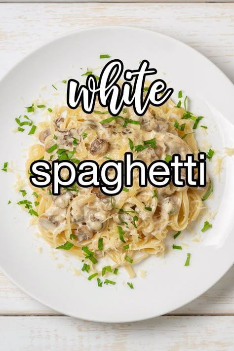 White Bolognese Pasta, Spaghetti And Meatballs With White Sauce, White Sauce For Spaghetti, White Sauce Hamburger Pasta, Thick Spaghetti Noodles, Ground Beef With White Sauce, Spaghetti White Sauce Recipes, Spaghetti Recipes White Sauce, White Speggetti