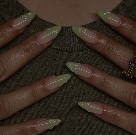 Natural Gradient Nails, White And Green Almond Nails, Cheap Acrylic Nails Design, Green Nails Acrylic Oval, Green Almond Acrylic Nails Designs, Almond Mint Green Nails, Simple Baddie Nails Almond, Emerald Green Nail Designs Simple, Ombre Sage Green Nails