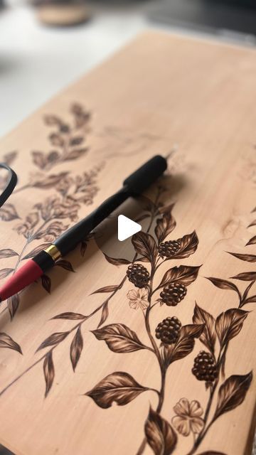 Pyrography Ideas Inspiration, Wood Burned Coasters, Woodburning Art, Tre Kunst, Pyrography Ideas, Wood Burning Tips, Pyrography Designs, Wood Burning Techniques, Wood Burn Designs