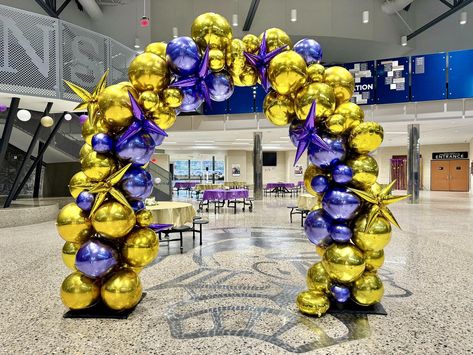 Fruitport homecoming balloon arch, latex free! #balloonarch #latexfree Fashion Catwalk, Balloon Decor, Balloon Arch, No Problem, Latex Free, Balloon Decorations, Homecoming, Arch, Balloons