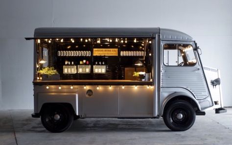 Union wine company mobile vehicle in Portland. This is great. Wine Truck, Foodtrucks Ideas, Citroen H Van, Bar Mobile, Mobile Cafe, Party Festa, Food Vans, Beer Truck, Coffee Van