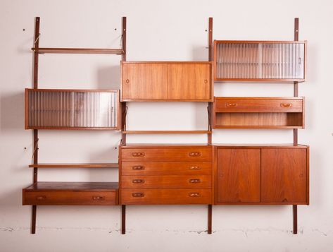 Mid Century Tv Shelving Unit, Teak Wall Unit, Mid Centey Modern Wall Shelves, Mcm Modular Shelving, Mid Century Wall Unit, 60s Home Decor, Teak Modular Wall Unit, Mcm Wall Shelf Unit, 60s Home