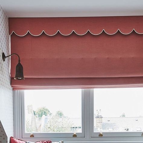 Polly Ashman Project Design on Instagram: "Little window seat for a little person. Extra storage is the name of the game wherever you can squeeze it in (especially with kids in the house). The woodwork in this bedroom is painted @farrowandball #lightblue which is so pretty with the simple @colefaxandfowler wallpaper and striped material on the seat. The @jimlawrencemade wall lights are super cosy in the evening and the scallop blind was obviously a must have! #windowseat #kidswindowseat #scallop Polly Ashman, Loft Room, Project Design, Window Seat, Extra Storage, The Game, Room Ideas, Blinds, Wall Lights