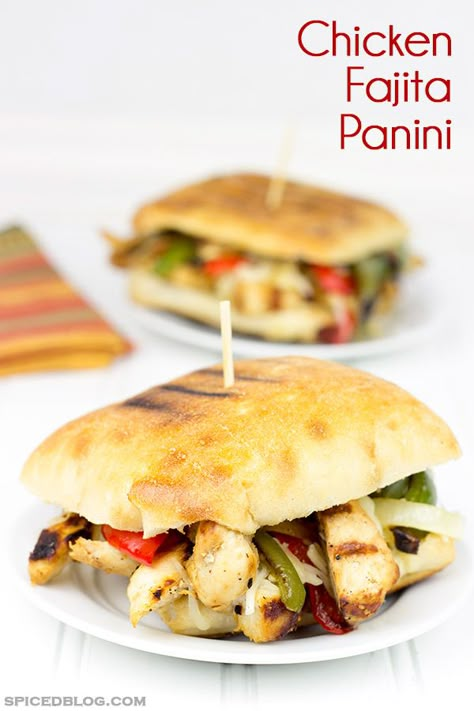 Panini Press Recipes, Sauteed Onions, Grilled Sandwiches, Panini Sandwiches, Panini Recipes, Panini Press, Chicken Fajita, Grilled Sandwich, Sandwiches And Wraps