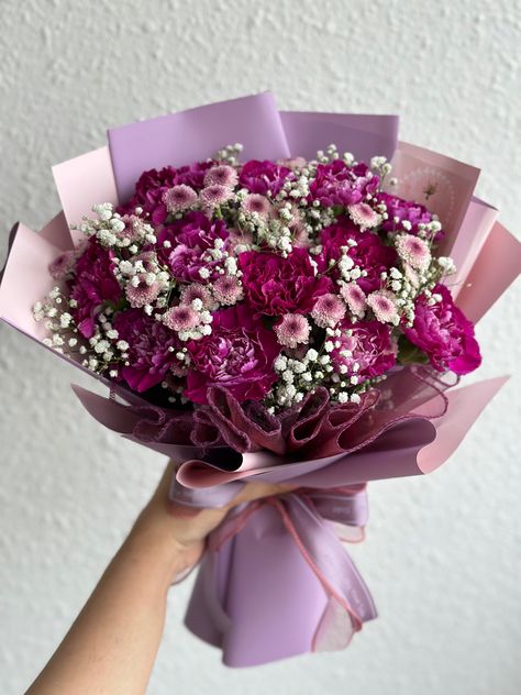 Wax Flowers Bouquet, Purple And Pink Flower Bouquet, Mums Flower Bouquet, Purple Carnation Bouquet, Bouquet With Carnations, Carnation Flower Arrangements, Chrysanthemum Flower Bouquets, Pink Carnation Bouquet, Carnation Arrangements