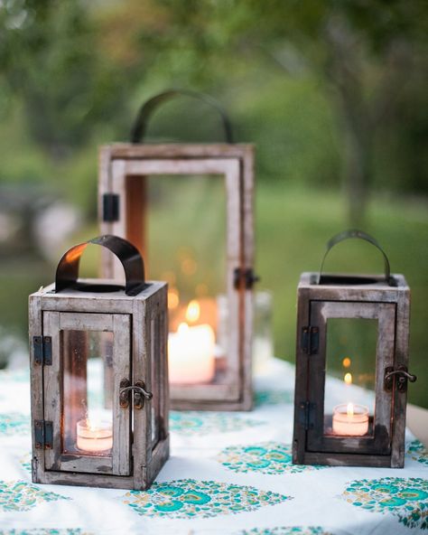 Rehearsal Dinner Etiquette, Dinner Etiquette, Rehearsal Dinner Ideas, Rehearsal Dinner Themes, My Big Fat Greek Wedding, Bbq Rehearsal Dinner, Wood Lanterns, Outdoor Rehearsal Dinner, Southern Vintage