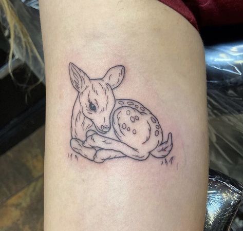 deer tattoo Deer Fawn Tattoo, Fawn Tattoos For Women, Fawn Tattoo Design, Sleeping Deer Tattoo, Deer Small Tattoo, Deer Knee Tattoo, Bear Tattoos Cute, Sleeping Fawn Tattoo, Doe And Fawn Tattoo