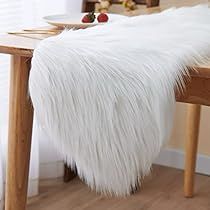 Fur Table Runner Christmas, White Fur Table Runner, Dresser Fireplace, Faux Fur Table Runner, Fur Table Runner, Bench Fireplace, White Christmas Table, Fur Table, Winter Table Decorations