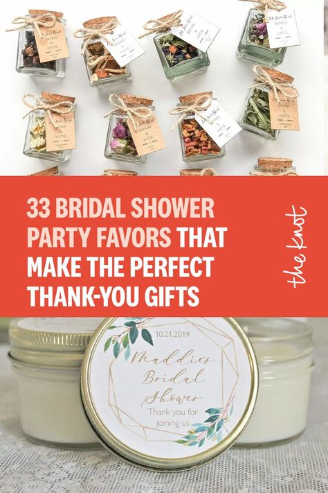 Bridal Shower Favor Display Ideas, Party Favors In A Jar, Couple Shower Party Favors, Wedding Shower Favors For Guests Diy, Creative Bridal Shower Favors, Favors Bridal Shower Ideas, Mason Jar Bridal Shower Favors, Couples Shower Favor Ideas, Couples Wedding Shower Favors