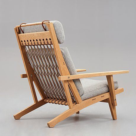 Easy Chair Wooden, Swahili Furniture, Woven Furniture Design, Wegner Chair, Wooden Lounge Chair, Chair Design Wooden, Simple Projects, Wood Furniture Design, Furniture Design Chair