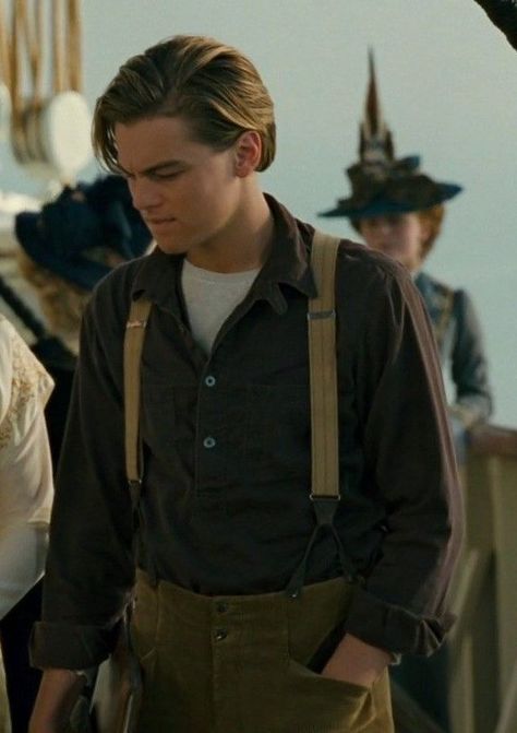 Leonardo Dicaprio Hairstyle, Leonardo Dicaprio Titanic, Leonardo Dicaprio Hair, Dutch Clothing, Leonardo Dicaprio Photos, Leonardo Dicaprio Movies, Leo And Kate, Leonardo Dicaprio 90s, Jack Dawson