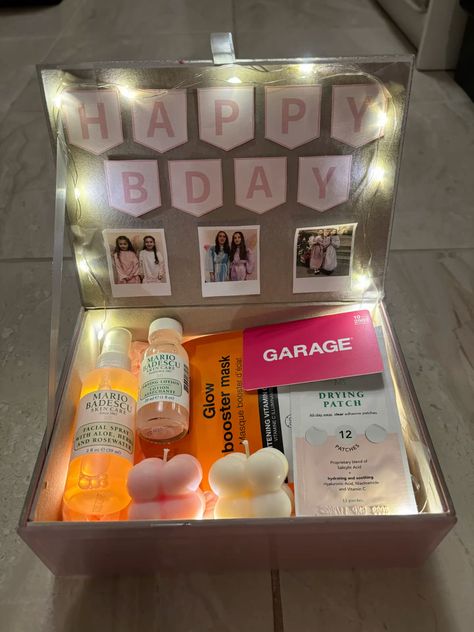 gave this to @Ur_fav_010 ! #bff #birthday #bdaygiftsforbestfriend #bday #giftideasforbff #skincare #makeup #giftboxideas #giftboxesdiy Cute Things To Make Your Bsf For Her Birthday, Friends Birthday Ideas Gift, Ideas For Birthday Presents Bff, Birthday Boxes For Friends, B'day Gifts For Bestie, Cute Present For Best Friend, What To Get Your Bsf For There Birthday, 20th Birthday Gift Box Ideas, Sixteen Birthday Gift Ideas