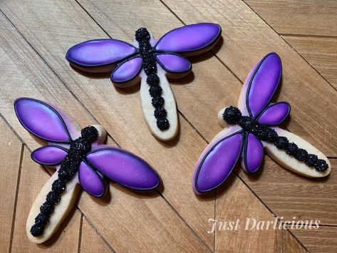 Dragonfly Cookies Decorated, Dragonfly Cookies, Dragonfly Cookies Royal Icing, Fairy Royal Icing Cookies, Bug Cookies Decorated, Insect Cookies Decorated, Moth Cookies Decorated, Royal Icing Cookies Recipe, Bee Cookies