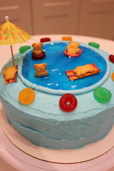 Cake Swimming Pool, Simple Swimming Pool, Summer Cake Ideas, Pool Birthday Cakes, Passion Cake, Animals Cookies, Pool Party Cake, Swimming Pool Cake, Swimming Cake