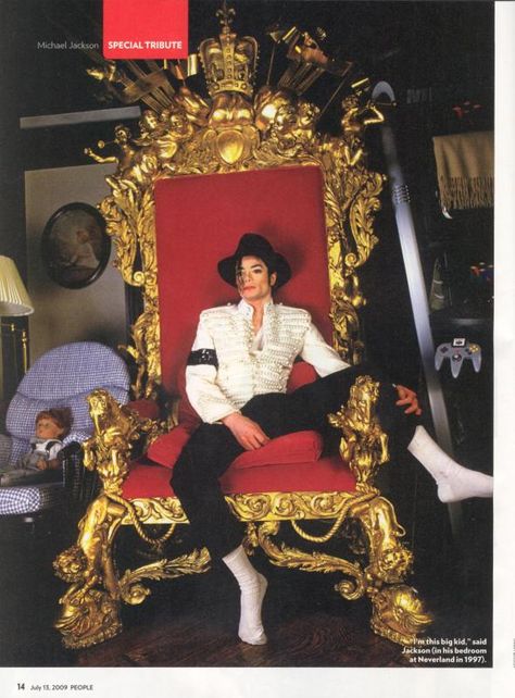 Michael Jackson Harry Benson, Neverland Ranch, King On Throne, Michael Jackson Images, Michael Jackson Neverland, King Chair, Joseph Jackson, Michael Jackson Pics, King Of Music