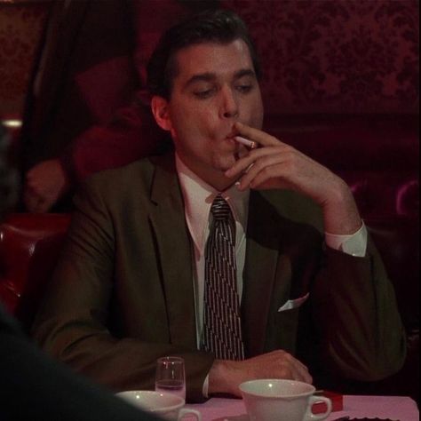 Goodfellas Pfp, Good Fellas Aesthetic, Goodfellas Aesthetic, Ray Liotta Goodfellas, Mob Movies, Mafia Movies, Henry Hill, 1980s Aesthetic, Goodfellas 1990