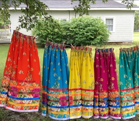 Native American Ribbon Work, Aztec Clothing, Tear Dress, Native American Shirts, Battered Woman, Native American Wedding, Native American Dress, Ribbon Skirt, Native American Regalia