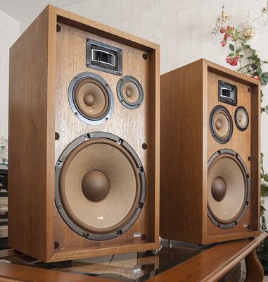 Pioneer Audio, Pro Audio Speakers, Wooden Speakers, Audiophile Speakers, Vintage Speakers, Speaker Box Design, Stereo Systems, Audio Room, Diy Speakers