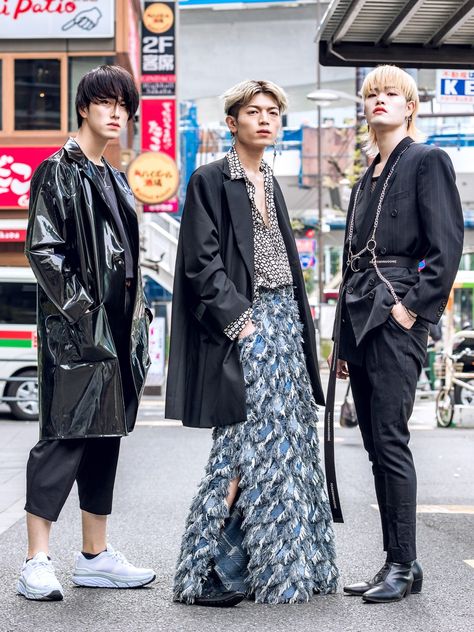 The Best Street Style From Tokyo Fashion Week Spring 2019 Tokyo Fashion Street, Tokyo Fashion Week Street Styles, Fashion Photography School, Japan Fashion Street, Tokyo Fashion Week, Harajuku Fashion Street, Tokyo Street Style, Asian Street Style, Tokyo Fashion