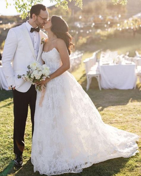 Monique Lhuillier Bride on Instagram: "Because two gowns are always a good idea! 🤍✨ #moniquelhuillier #mlbride #magnificent #inspire" Monique Lhuillier Lace, Monique Lhuillier, Lace Wedding Dress, Wedding Inspo, Strapless Wedding Dress, Lace Wedding, Wedding Dresses Lace, Good Things, Wedding Dress