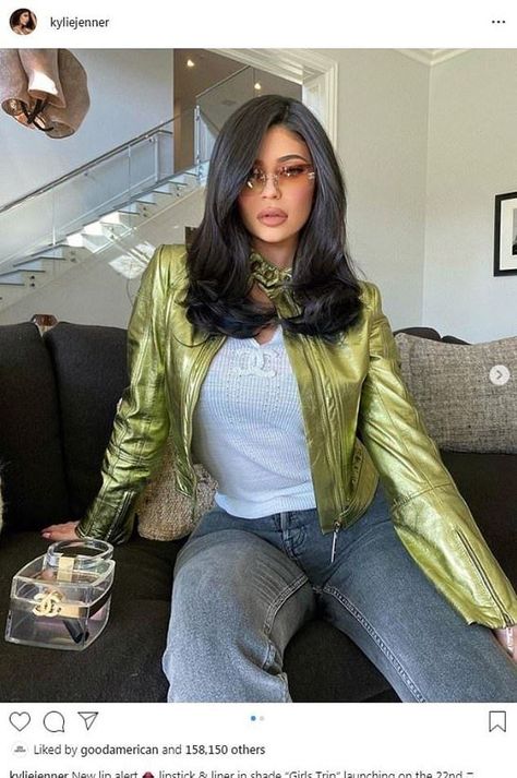 Stylizacje Kylie Jenner, Instagram Kylie Jenner, Stile Kylie Jenner, Look Kylie Jenner, Looks Kylie Jenner, Lipstick Liner, Kylie Jenner Look, Kylie Jenner Lipstick, Kylie Jenner Outfits