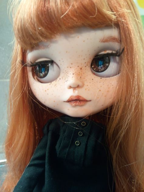 Copper Hair Blythe Doll, Blythe Dolls Strawberry Blonde, Blythe Doll Red Hair Bangs Brown Eyes, Ginger Blythe Doll Brown Eyes, Blythe Dolls Ginger Hair, Brown Eyes Ginger Hair, Red Head Blythe Doll, Redhead Blythe Doll, Blythe Dolls Red Hair Brown Eyes