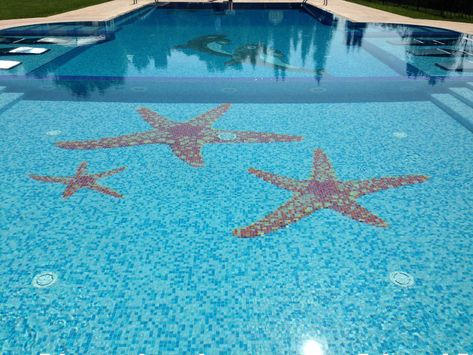 Gorgeous Mosaic Art For Your Swimming Pool Backyard Inground Pool Ideas, Backyard Inground Pool, Swimming Pool Artwork, Swimming Pool Mosaic Tiles, Pool Artwork, Pool Mosaic Tiles, Pool Tile Designs, Swimming Pool Renovation, Tanning Ledge Pool