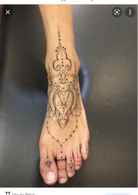 Ankle Tattoos For Women Mandala, Mandala Foot Tattoo, Henna Tattoo Foot, Ankle Foot Tattoo, Bohemian Tattoo, Small Foot Tattoos, Toe Tattoos, Cuff Tattoo, Ankle Tattoos For Women