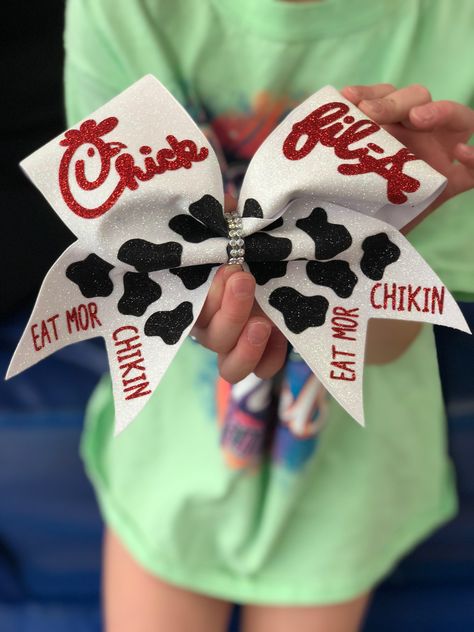 Maren’s bow collection #1: Chick-Fil-A Cheer Bow Ideas Diy, Cheer Bow Ideas High Schools, Cheer Bow Ideas, Cheer Merch, Sublimination Ideas, Cow Costumes, Softball Hair Bows, Cute Cheer Bows, Character Hair Bows