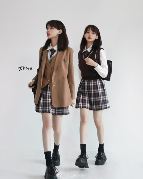 Preppy Chic Outfits, Study Outfit, Preppy Aesthetic Outfits, School Uniform Fashion, School Uniform Outfits, Kawaii Fashion Outfits, Uniform Fashion, School Uniforms, Fashion Catalogue