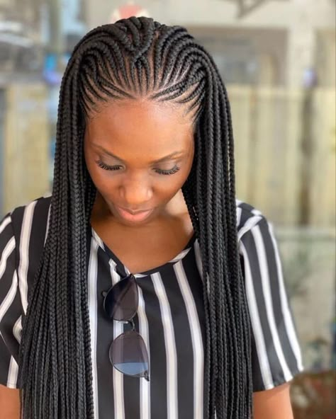 Ghanian Braids, Paint Ideas 2023, Hairstyles Glam, Protective Styles For Natural Hair Short, Nails Paint, Sade Adu, Lemonade Braids Hairstyles, Braids With Shaved Sides, Cornrows Braids For Black Women