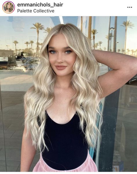 Photoshoot Blonde Hair, Hair Inspiration Blonde, Blond Hairs, Hoco 2023, Curled Blonde Hair, Blonde Hair Colour Shades, Blonde Hair Goals, Ice Blonde Hair, Arizona Trip