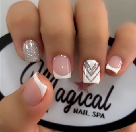 Nail Frances, Gel Nail French Tip Designs, Simple Nail Designs Classy, Nails Frances, Trendy French Manicure, Manicure Elegante, Summer Nails Art, French Manicure Nails, Simple Gel Nails