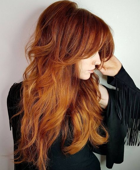 Waist-Length Red Shag with Long Side Bangs Long Shag Hairstyles, Cheveux Oranges, Modern Shag Haircut, Long Shag Haircut, Long Shag, Shaggy Haircuts, Long Layered Haircuts, Shag Hairstyles, Shag Haircut