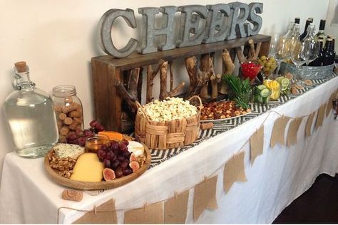 Bar Party Ideas, Housewarming Party Ideas, Stock The Bar Party, Housewarming Party Decorations, Rustic Wedding Foods, Wedding Cake Display, Rustic Party, Rustic Wedding Reception, Folding Tables