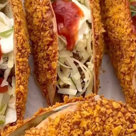 Taco Shell Recipe, Crunchy Taco Shells, Soft Taco Shells, Doritos Taco, Taco Shells, Shredded Cheddar Cheese, Food Mood, Soft Tacos, Taco Stuffed Shells